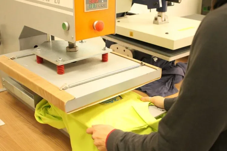 IMG 9403 1024x683 1 750X750 jpg webp